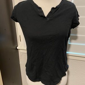 New York & Company split neck top M